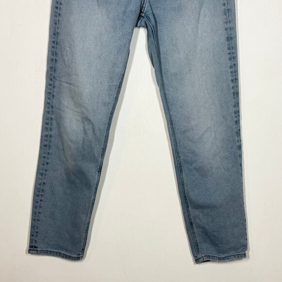 American Eagle Mom Jeans Size 6 Blue Denim Tapered High Rise Med Wash Distressed - Picture 4 of 10